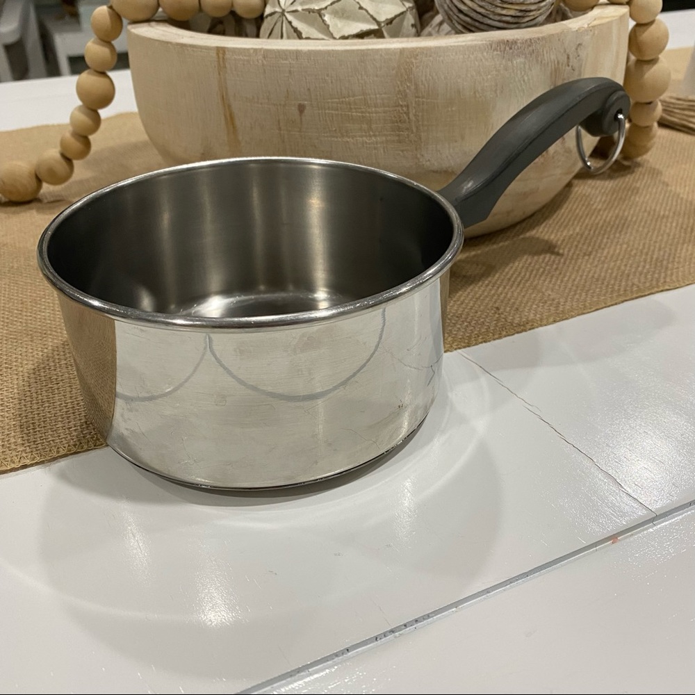 Farberware 1 QT Saucepan 18/10 Stainless Steel EUC